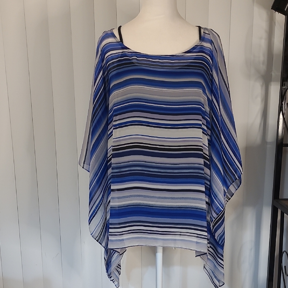 Chico's Travelers Blue Striped Women's Blouse